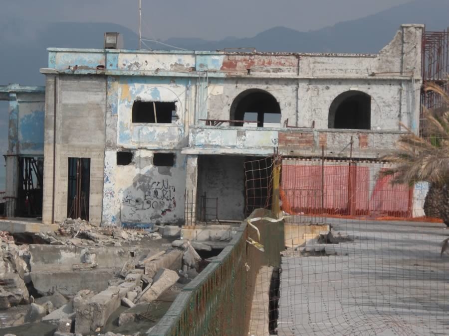 Lavori di ristrutturazione  a Salerno,Lido Miramare di Via Leucosia